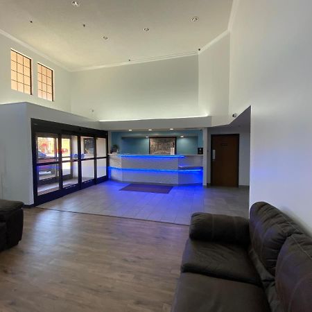 Hotel Super 8 By Wyndham Olive Branch Esterno foto