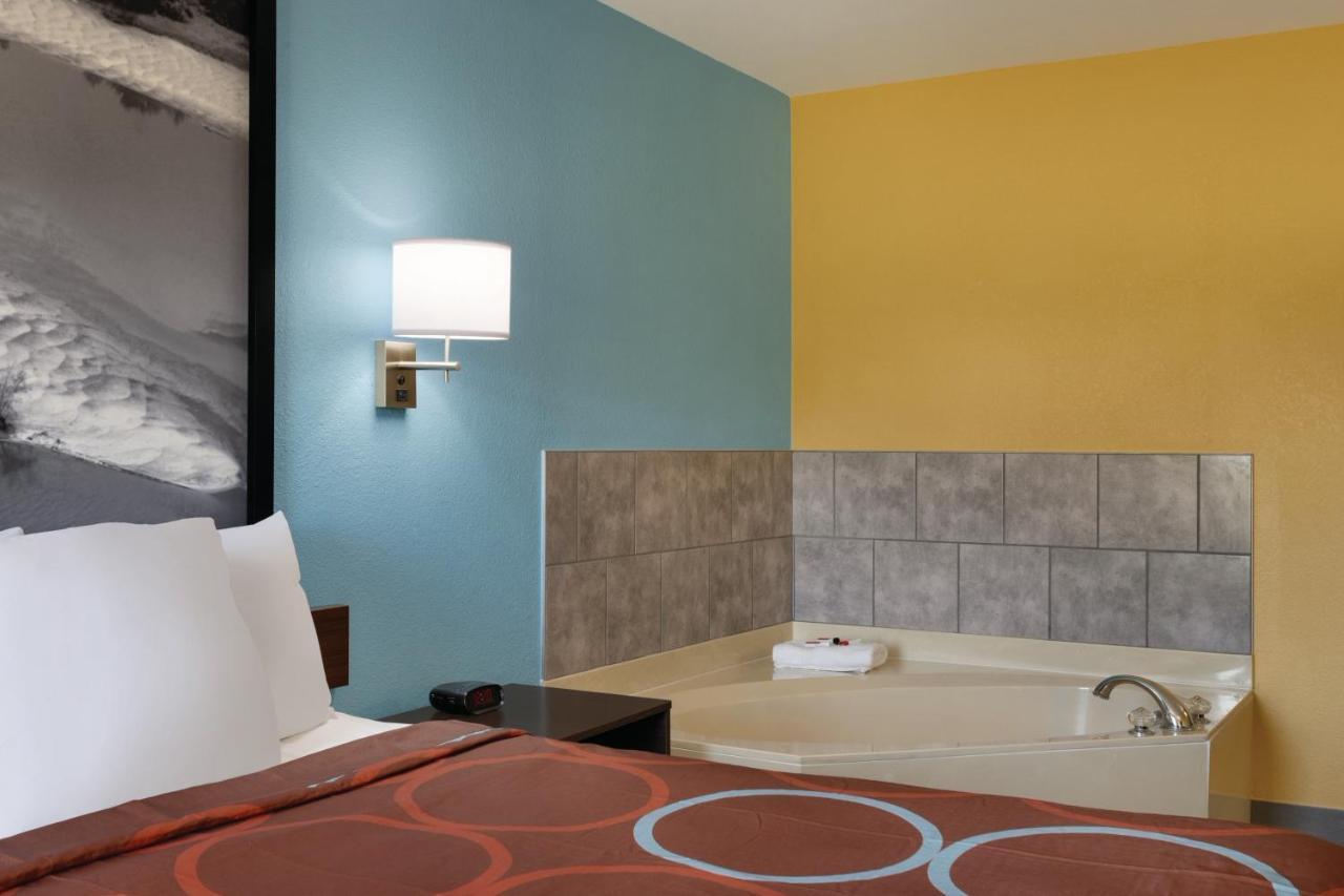 Hotel Super 8 By Wyndham Olive Branch Esterno foto