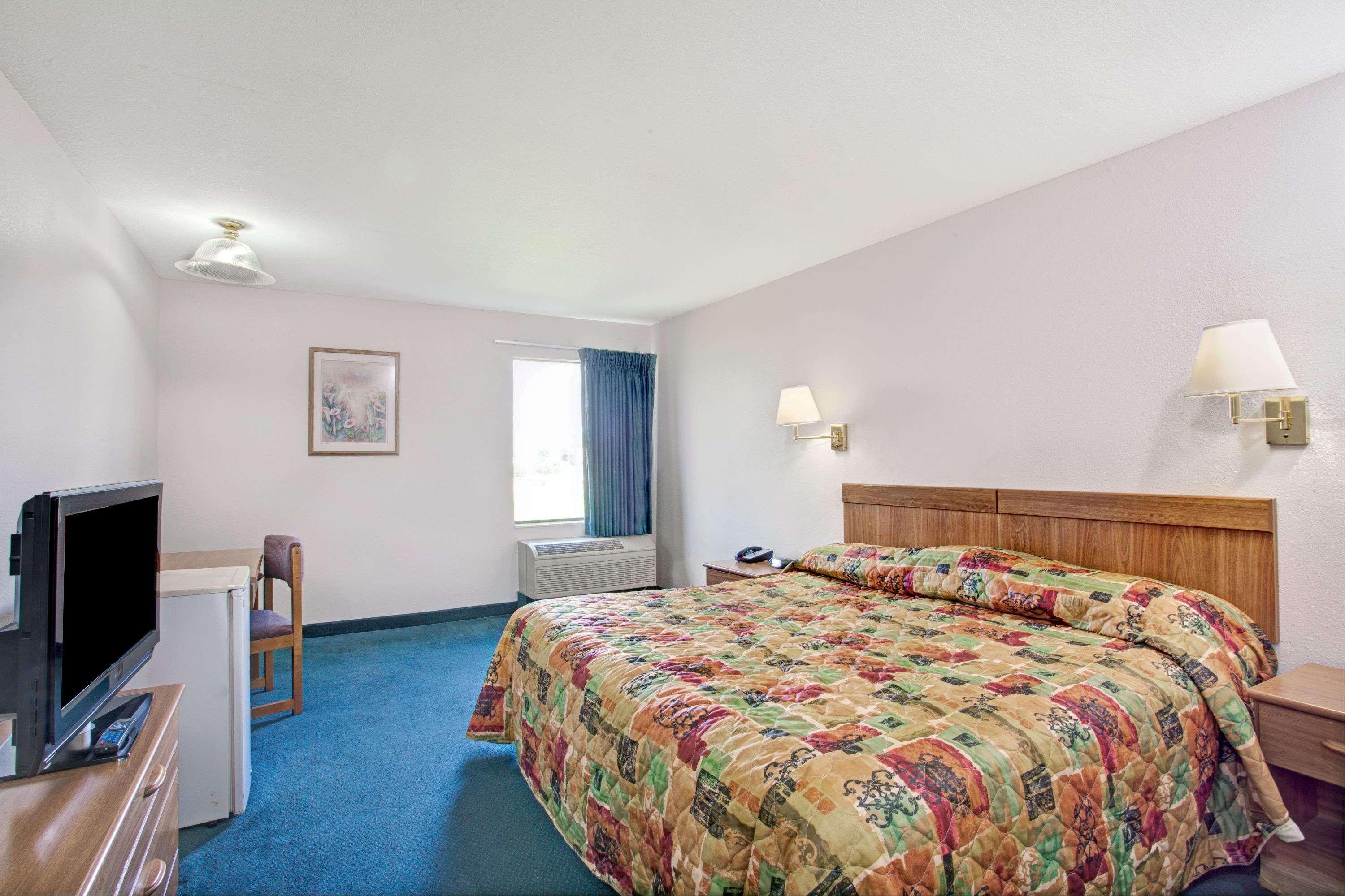 Hotel Super 8 By Wyndham Olive Branch Esterno foto